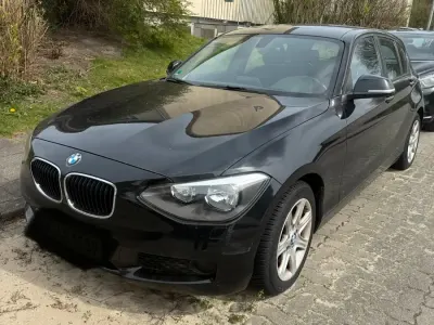 Gebraucht BMW 118 138 PS (101 kW) 2012 Schwarz Kleinwagen