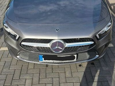 gebraucht Mercedes A180 d 7G-DCT Progressive+LED+NaviPremium