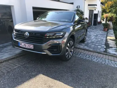 Brugt VW Touareg R-line 231 HK (169 kW) 2020 Grå SUV