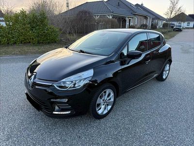 Gebraucht Renault Clio IV LIMITED 73 PS (53 kW) 2017 Schwarz Kleinwagen