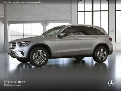 Gebraucht Mercedes GLC300e 306 PS (225 kW) 2022