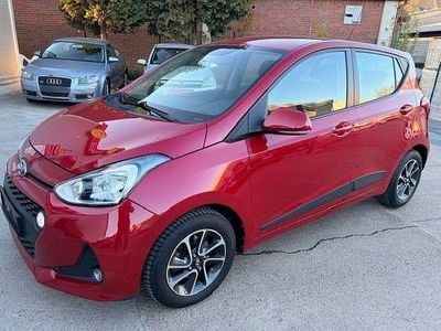 Second-hand Hyundai i10 GLS 87 CP (63 kW) 2017 Roșu Hatchback