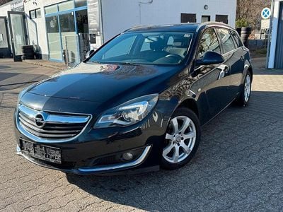 Gebraucht Opel Insignia Edition 120 PS (88 kW) 2015 Schwarz Kombi