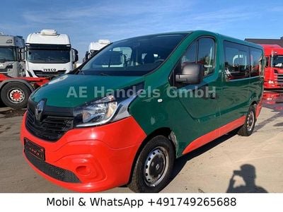 Gebraucht Renault Trafic 95 PS (69 kW) 2018 Grün Van / Kleinbus