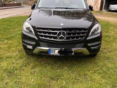 Gebraucht Mercedes ML350 258 PS (189 kW) 2014 Schwarz SUV
