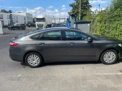 Gebraucht Ford Mondeo Business Edition 150 PS (110 kW) 2017 Grau Limousine