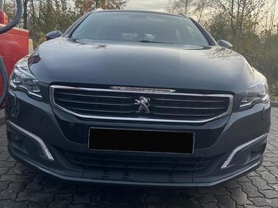 Grau Gebraucht 2015 Peugeot 508 Kombi | 7.900 € (Fairer Preis)