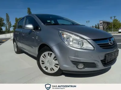 Używany Opel Corsa 90 KM (66 kW) 2007 Srebrny Hatchback