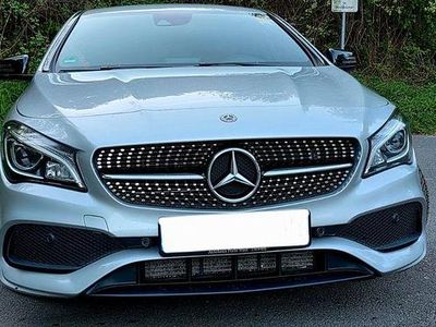 Gebraucht Mercedes CLA220 Shooting Brake 177 PS (130 kW) 2016 Grau Kombi