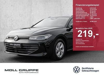 Gebraucht VW Passat Basis 150 PS (110 kW) 2025 Schwarz Kombi