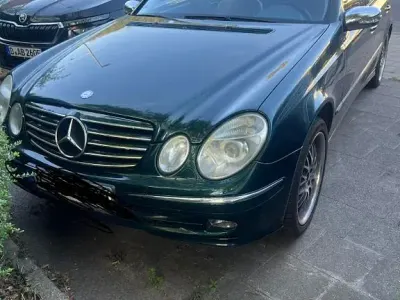 Gebraucht Mercedes E280 Avantgarde 177 PS (130 kW) 2004 Grün Limousine