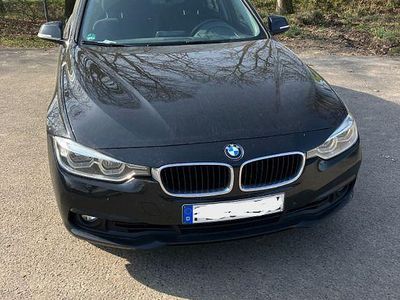 Gebraucht BMW 320 184 PS (135 kW) 2018 Schwarz Kombi