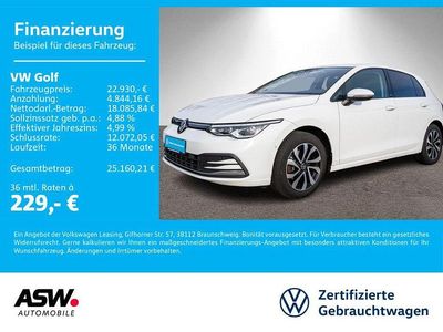 Pure white Gebraucht 2022 VW Golf VIII Active Limousine | 22.930 € (Etwas zu teuer)