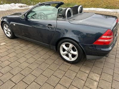 Gebraucht Mercedes SLK230 193 PS (141 kW) 1997 Blau Cabrio