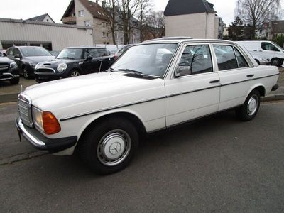 gebraucht Mercedes 240 D W123 Limousine H-Kennzeichen 123er