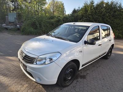 Second-hand Dacia Sandero 75 CP (55 kW) 2010 Alb Hatchback