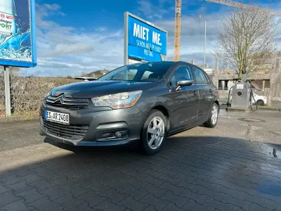 Gebraucht Citroën C4 SELECTION 114 PS (83 kW) 2013 Grau Limousine