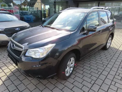 Gebraucht Subaru Forester Comfort 150 PS (110 kW) 2015 Grau SUV