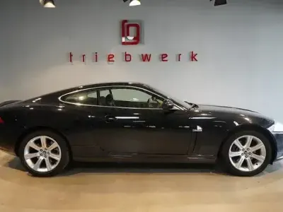 Używany Jaguar XK 298 KM (219 kW) 2007 Czarny Coupe