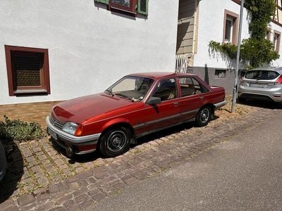 Usata Opel Rekord 130 CV (95 kW) 1986 Berlina