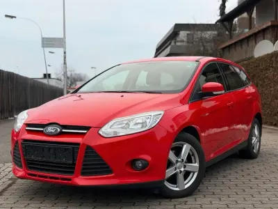 Gebraucht Ford Focus 2013 Rot Kombi