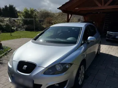 Gebraucht Seat Leon Sport 125 PS (91 kW) 2011 Silber Kleinwagen