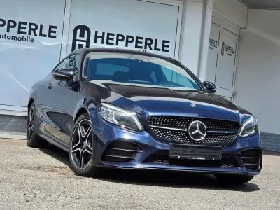 Gebraucht Mercedes C300 AMG line 245 PS (180 kW) 2019 Cavansitblau Coupé