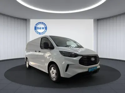 Gebraucht Ford Transit Custom Trend 136 PS (100 kW) 2024 Frostweiß Van / Kleinbus