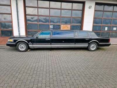 Gebraucht Lincoln Town Car 210 PS (154 kW) 1996 Schwarz Limousine