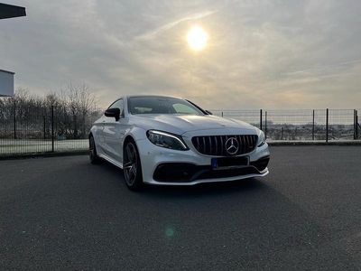 Mercedes C63 AMG