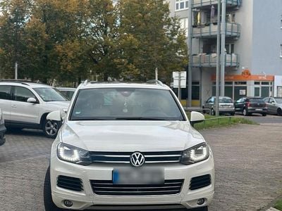 Weiß Gebraucht 2011 VW Touareg Exclusive SUV | 11.999 € (Guter Preis)