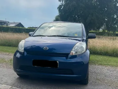 Gebraucht Daihatsu Sirion 69 PS (50 kW) 2006 Blau Kleinwagen