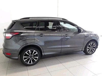 Gebraucht Ford Kuga ST-Line 150 PS (110 kW) 2017 Grau SUV