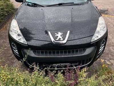Peugeot 4007
