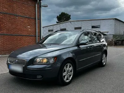 Gebraucht Volvo V50 136 PS (100 kW) 2005 Grau Kombi