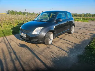Gebraucht Suzuki Swift 92 PS (67 kW) 2009 Schwarz Kleinwagen