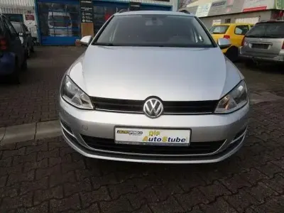 Gebraucht VW Golf VII Trendline 110 PS (80 kW) 2014 Reflexsilber metallic Kombi