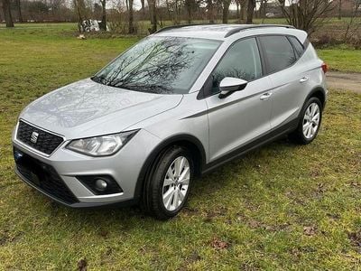 Gebraucht Seat Arona Style 116 PS (85 kW) 2019 Silber SUV