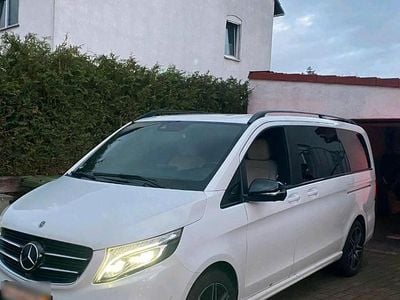 Usata Mercedes V250 AMG 190 CV (139 kW) 2018 Bianco Monovolume