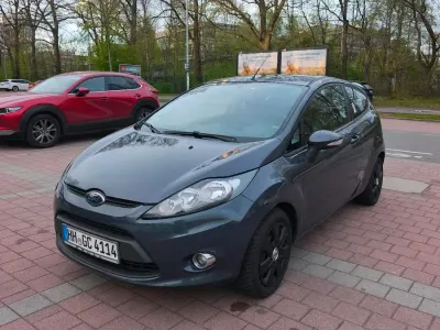 Używany Ford Fiesta 60 KM (44 kW) 2011 Szary Hatchback