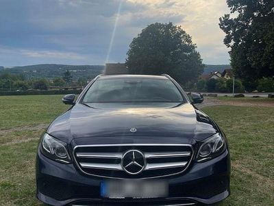 Mercedes E220