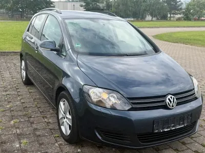 Gebraucht VW Golf Plus Cross Comfortline 122 PS (89 kW) 2009 Blau Van / Kleinbus