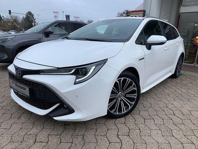 Neu Toyota Corolla 184 PS (135 kW) 2025 Weiß Limousine