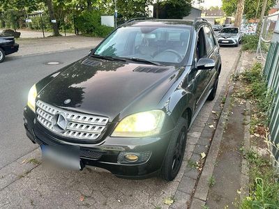Mercedes ML320
