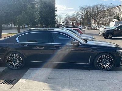 BMW 745e