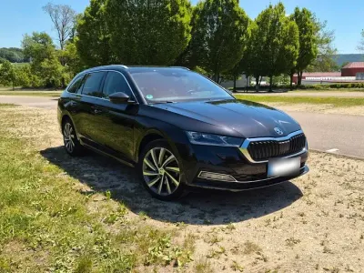 Gebraucht Skoda Octavia First Edition 204 PS (150 kW) 2020 Schwarz Kombi