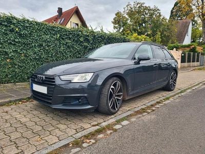 Grau Gebraucht 2018 Audi A4 Sport Kombi | 15.499 € (Guter Preis)