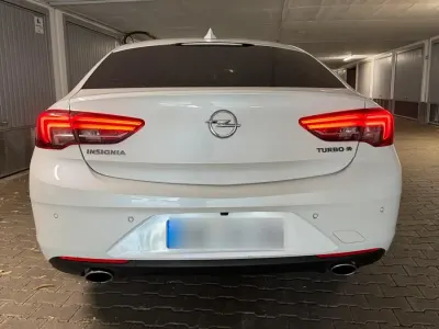 Gebraucht Opel Insignia Sport 260 PS (191 kW) 2017 Weiß Limousine