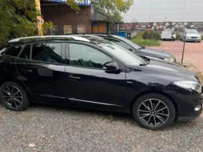 Gebraucht Renault Mégane GrandTour 141 PS (103 kW) 2013 Schwarz Kombi