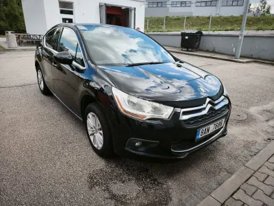 Gebraucht Citroën DS4 Chic 120 PS (88 kW) 2012 Schwarz Kleinwagen